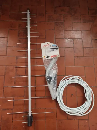 Antena para tv externa 28 elementos / cabo coaxial / mastro para antena 