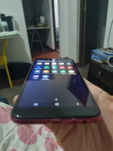 Vendo Barato Samssung Galaxy J4+ (R$200)