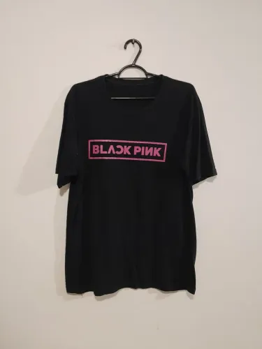 Camisa da Lisa de Black Pink (K-Pop)