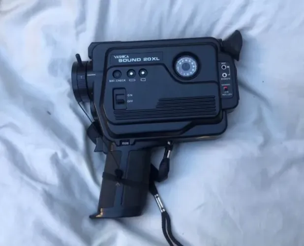 Filmadora Yashica Sound 20XL Vintage
