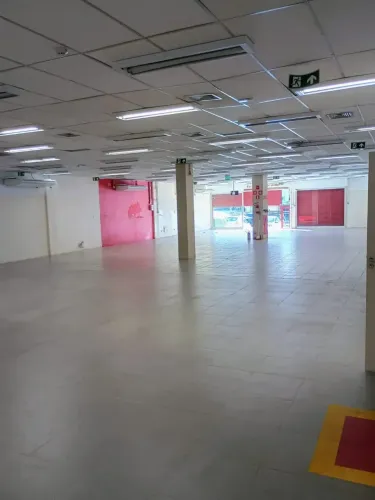 Ponto comercial para aluguel com 600 metros quadrados em Itapuã - Salvador - BA