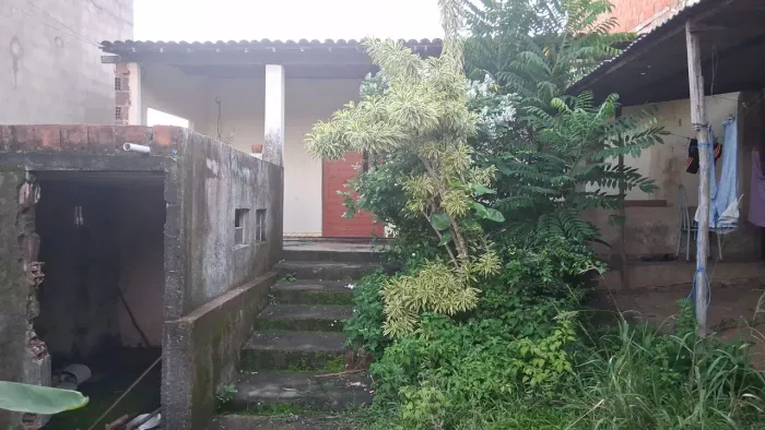 Vendo duas casa com ótima localização no bairro de ipioca-Maceió AL
