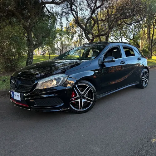 Mercedes-Benz Classe A 250 2.0 TB Sport Aut. 2014