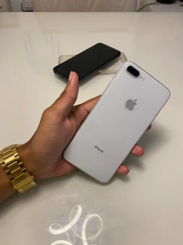 IPHONE 8 PLUS