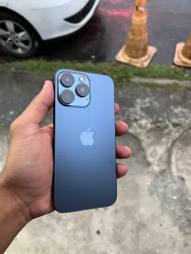 V/T iPhone 15 Pro Max 256GB todo original