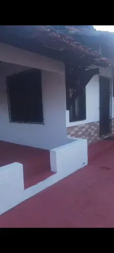 Aluga c/ 3 quartos por 1.600 Reais Parque Verde Augusto Montenegro 