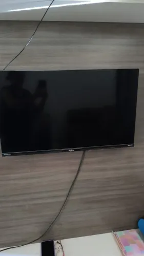 TV 35" Philco Roku
