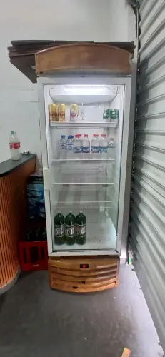 Geladeira Expositora Comercial Funcionando Perfeitamente