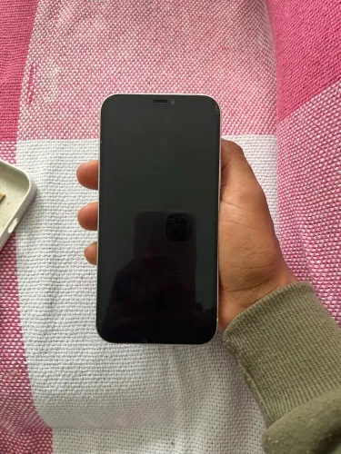 iPhone 12