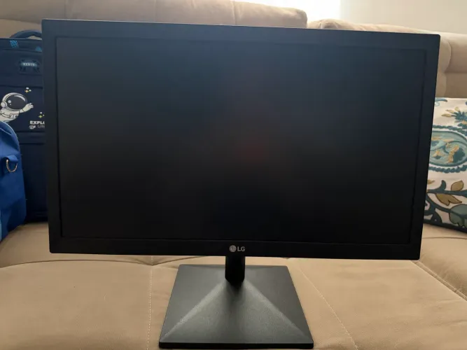 Vendo monitor LG