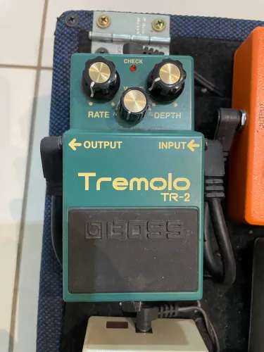 Pedal Boss Tremolo