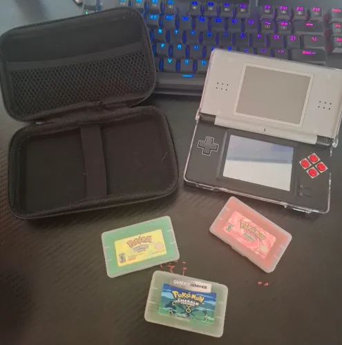 Nintendo DS Lite