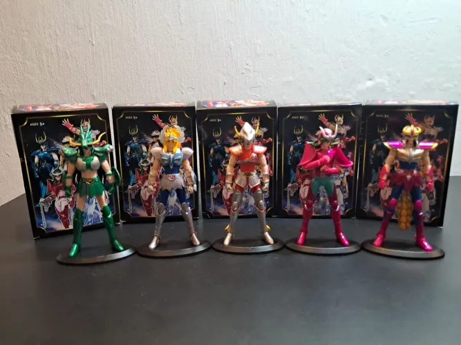 Kit 5 Action Figure Cavaleiros do Zodíaco