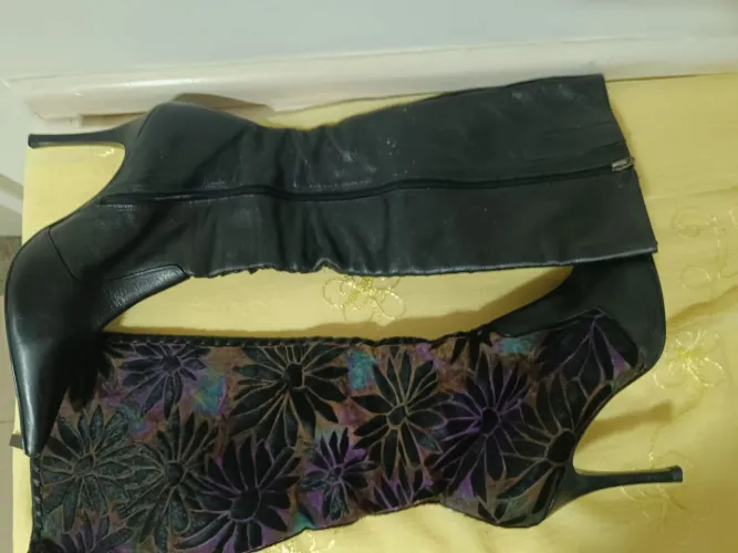 Bota de couro forrada