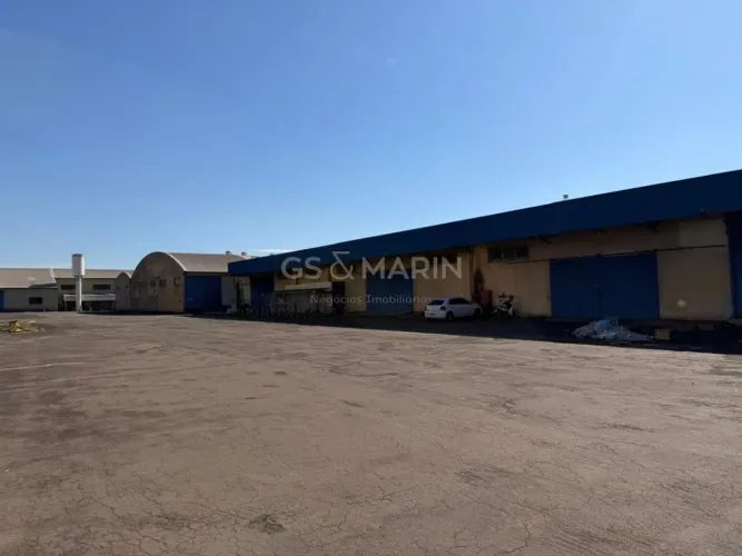 Galpão com 3698 m² para alugar no Parque Industrial, em Arapongas
