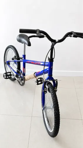 Vendo bicicleta infantil aro20
