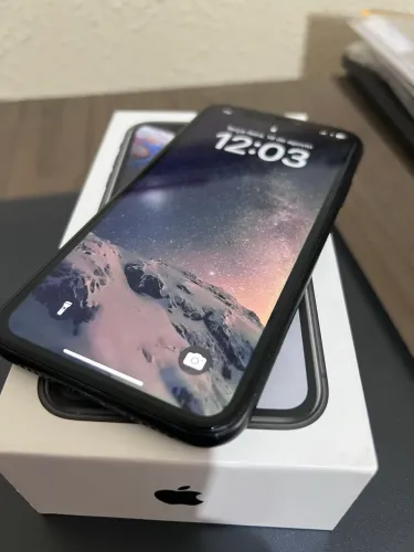 iPhone XR