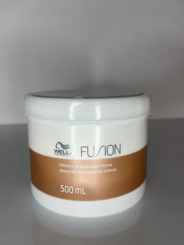 Wella Professionals Fusion Máscara de Reparação