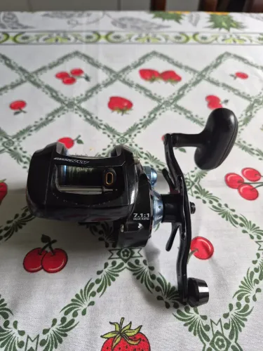 Carretilha Marine titan 400s em bom estado