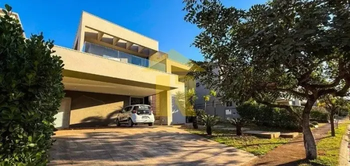 Casa de alto padrão em condomínio para locação em São José do Rio Preto-SP, com 4 quartos,