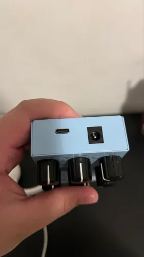 Pedal Reverb M-Vave Mini Universe - Estado de Novo