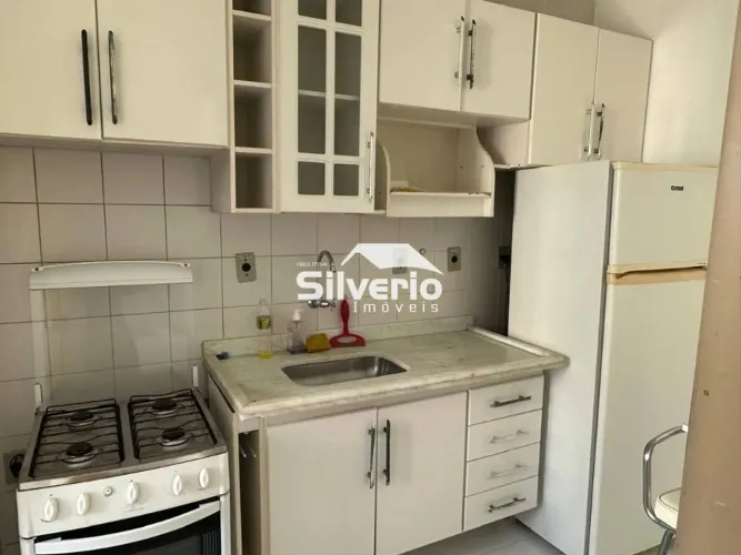 Apartamento com 1 dormitório para alugar, 40 m² por R$ 2.900/mês - Jardim Esplanada II - S