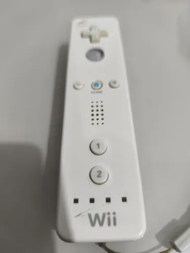 Controle original de Nintendo Wii Branco com marcas de uso mas funcional