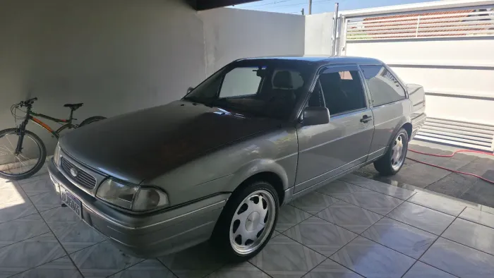 Ford Versailles GL 1.8i / 1.8 2P E 4P (álcool) 1993