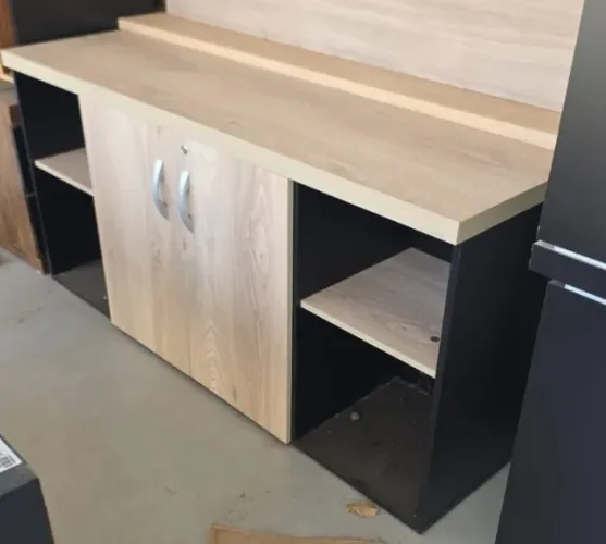 Armário Baixo - 2 Portas, com chave em MDF