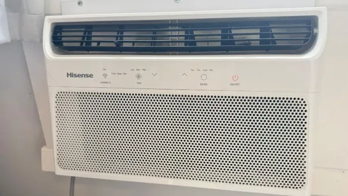 Ar condicionado Janela Hisense 7500 BTU - Wi-fi (inteligente)