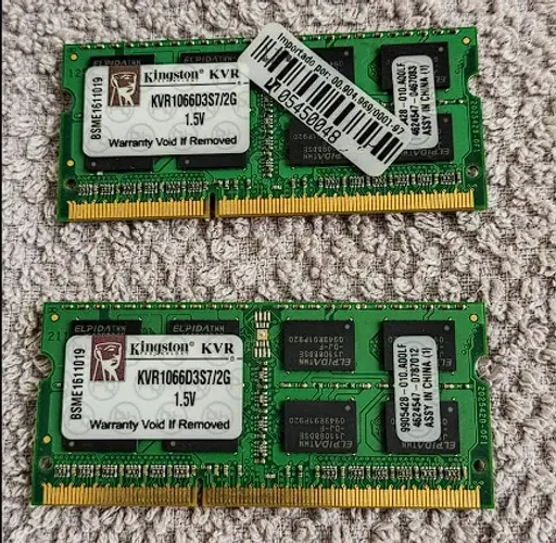 Memoria Kingston 2x2 4GB Ddr3 1066 Para Notebook 1.5v