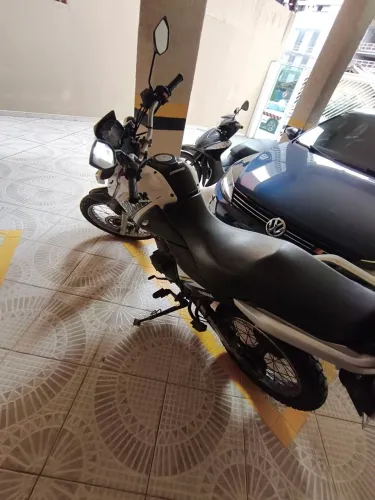 XTZ Crosser 2019 pneus novos