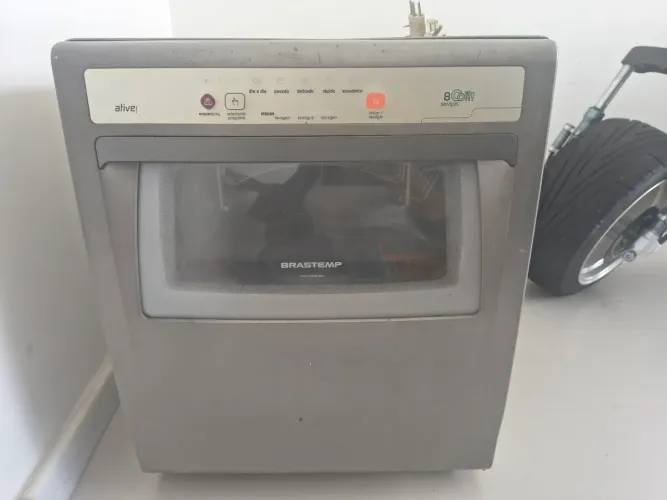 Lava loucas Brastemp compacta 8 serviços