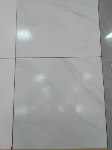 Cerâmica 60x60 Carrara statuario 33,00 cartão e 26,50 avista temos entrega consultar taxa
