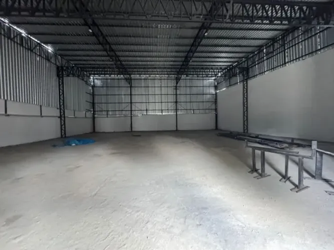 Galpão/Deposito 500m² c/ Escritório na Zona Leste 