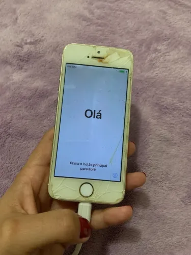 iphone 5s 16gb dourado R$ 200