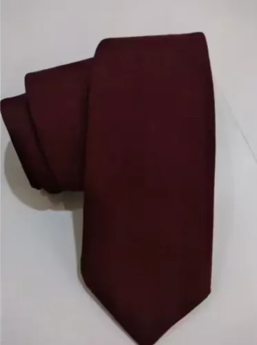 Gravata marsala fosco escuro Semi Slim,Casamentos,Eventos,Padrinhos,Festas.