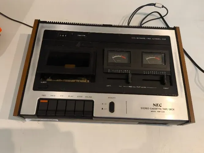 TAPE DECK NEC RMK-252E FUNCIONANDO PARCIALMENTE - LEIA A DESCRIÇÃO 