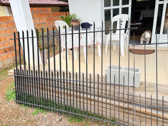 2 Grades de Ferro 1,80 x 1,20 m - Portão / Muro / Proteção