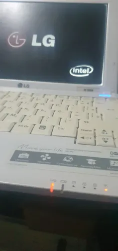 Netbook LG X110 - Muito conservado