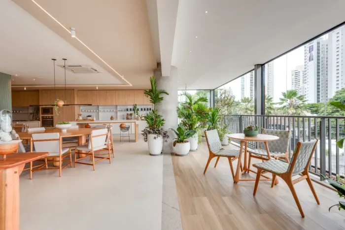 Apartamento com 356 m2, 4 suítes no Setor Oeste, em frente a Praça Do Sol - OPORTUNIDADE -
