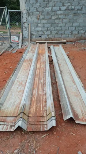 Telhas metálicas seminovas a venda