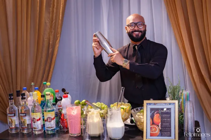 Open bar 