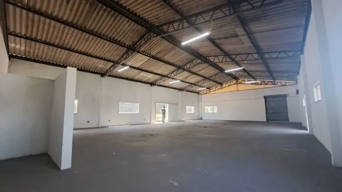 Galpão para alugar, 240 m² por R$ 3.215/mês - Distrito Industrial Honorina de Almeida Pach
