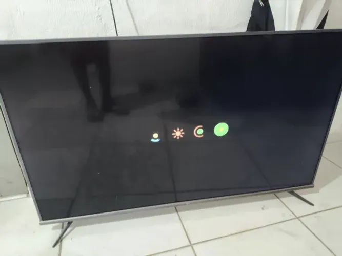 Smart TV TCL 55" 4K - Ótimo Preço (Com Detalhe na Tela)