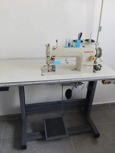 Máquina industrial yamatha 