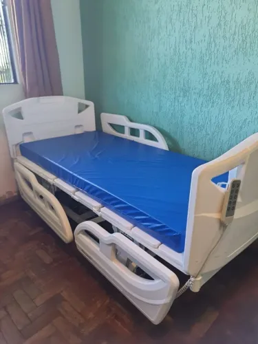 CAMA HOSPITALAR ELÉTRICA 8 MOVIMENTOS + COLCHÃO