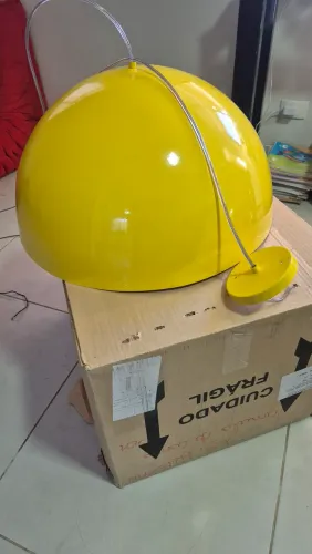 Luminária cúpula amarela tok stok