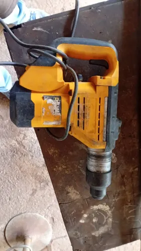 Martelete rompedor dewalt 8kg 1600w 220v 