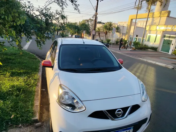Nissan March S 1.0 12V Flex 5P 2019